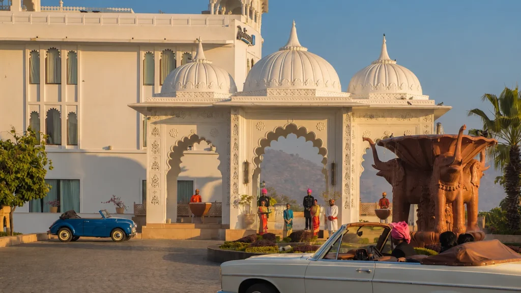 vintage car enterance in agra heritage poperty